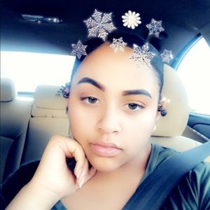 Meet your Posher, Sharon